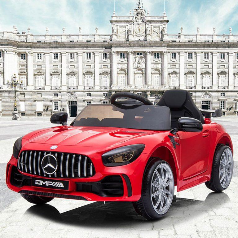 TH17R0636 2 - Ride-On Racing Car 02 -